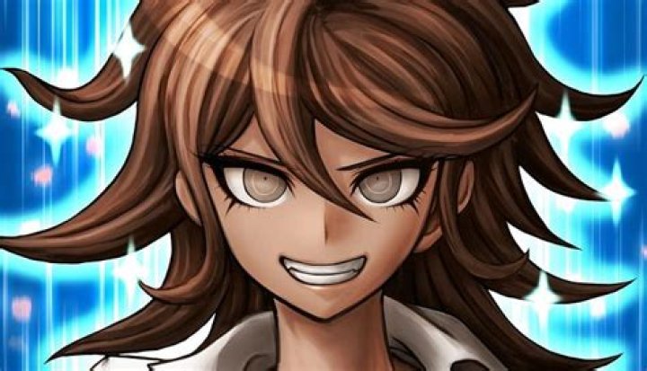 How old is Akane Owari?